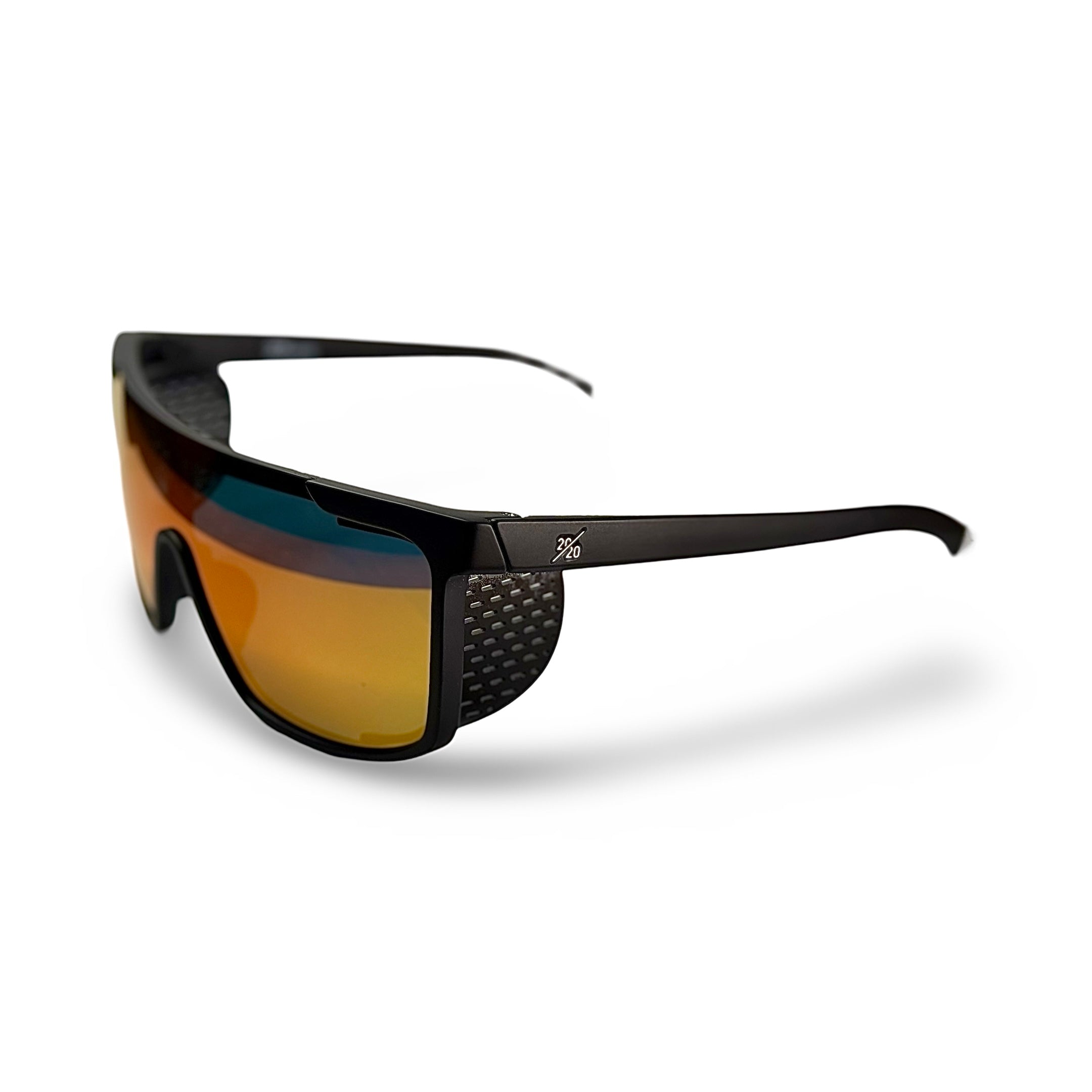 𝙲𝚘𝚍𝚢 sunglasses with removable side shields for added versatility