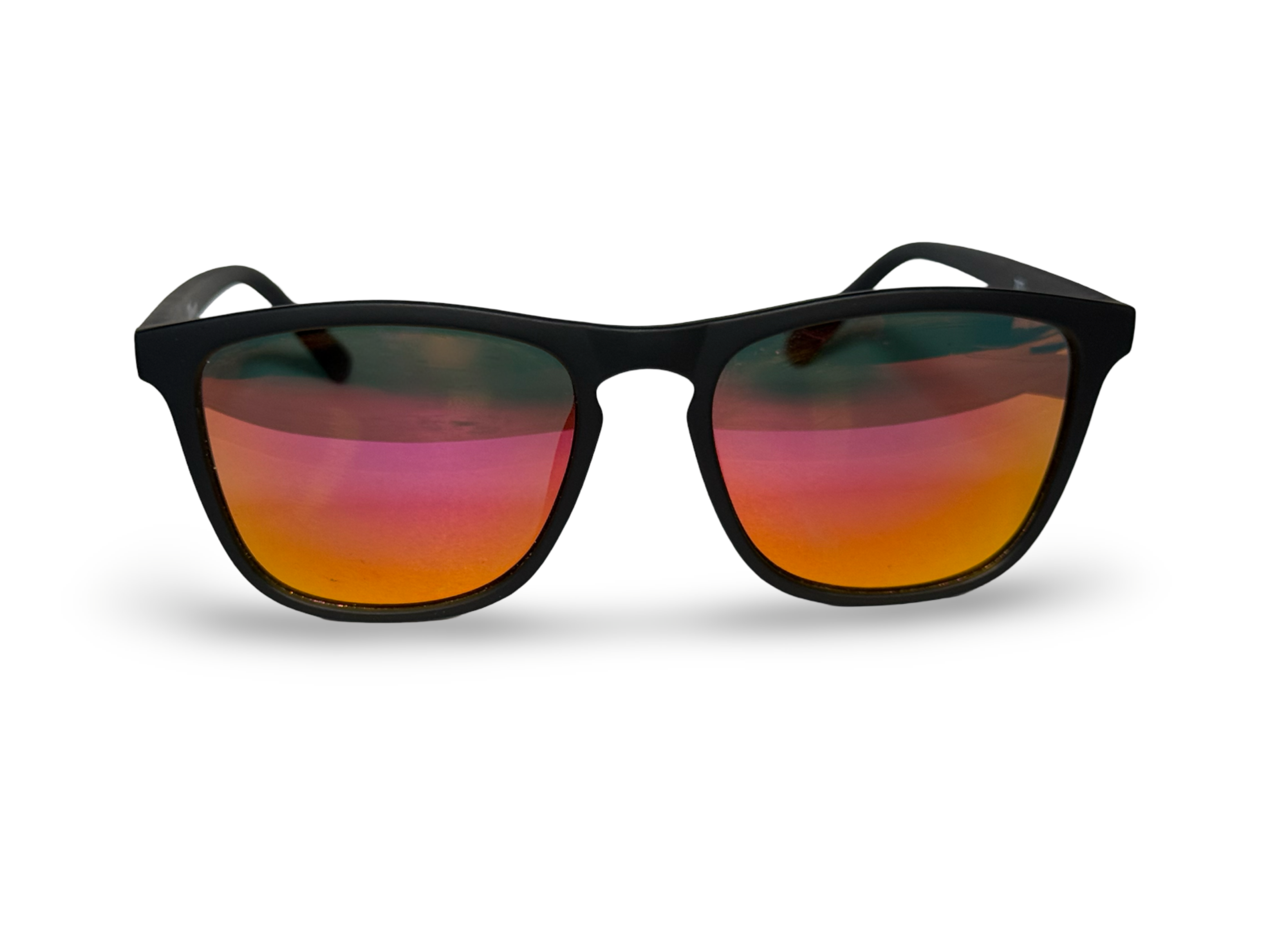Side view of 𝚂𝚌𝚘𝚝𝚝𝚜𝚍𝚊𝚕𝚎 polarized sunglasses