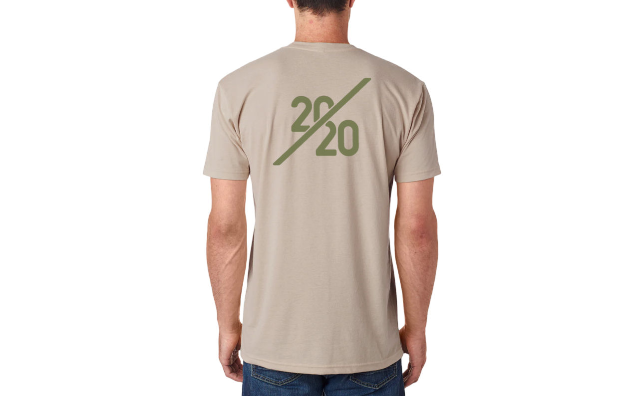 𝟸0/𝟸0 𝙿𝚛𝚎𝚖𝚒𝚞𝚖 𝙵𝚒𝚝𝚝𝚎𝚍 𝚝-𝚜𝚑𝚒𝚛𝚝 Sand and Green Back